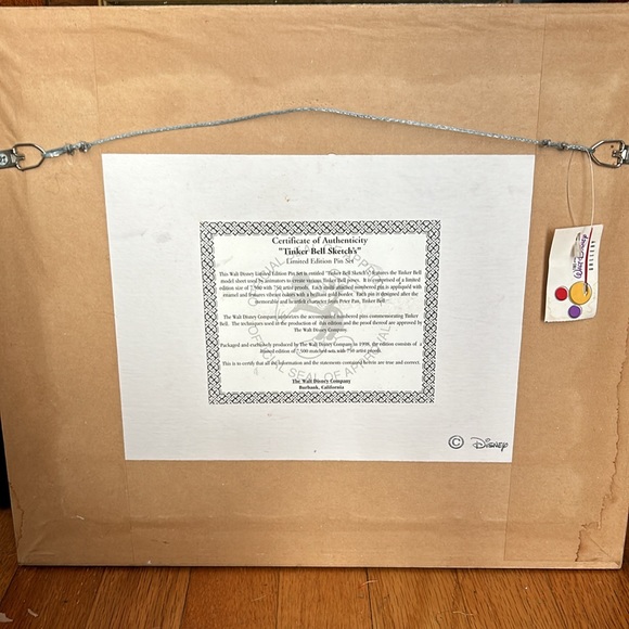 Framed Disney Tinkerbell Model Sheet Limited Edition Pin Set w/ COA #1824/7500 - Picture 3 of 8